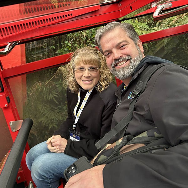 hps-family-aus-img2-600x600-min