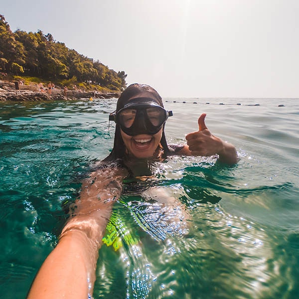 hps-sightseeing-aus-img2-600x600-min